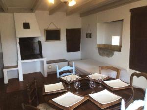 Maisons de vacances jolie maison de caractere proche de Castres : photos des chambres