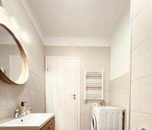 The Palm 2 Apartment - family friendly, central, self check-in