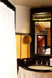 Hotels Hotel Bourg Tibourg : photos des chambres