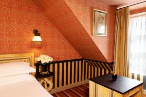 Hotels Hotel Bourg Tibourg : photos des chambres