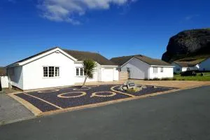 Whitecaps - Penrhyn Bay