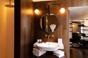 Hotels Hotel Bourg Tibourg : photos des chambres