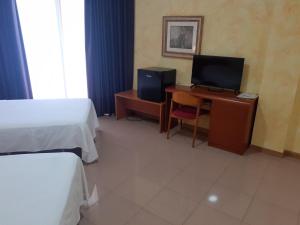 Triple Room room in Hotel Playasol
