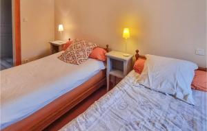 Maisons de vacances Nice Home In Geay With Wifi : photos des chambres