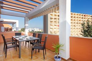 Penthouse in Torremolinos by Costarentals - Ref 09