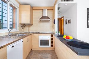 Penthouse in Torremolinos by Costarentals - Ref 09