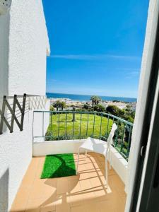 Avenue Q, Beach Apartment in Luz
