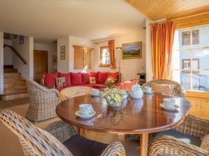 Chalet Six des Armailles by Interhome