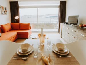 Studio Seastar with balcony by Interhome