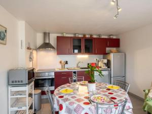 Maisons de vacances Holiday Home Le Champ des Mouettes - PPT400 by Interhome : photos des chambres