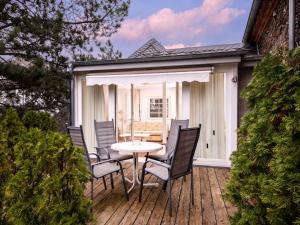 Holiday Home Moselhäuschen by Interhome