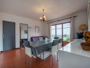 Apartment Les Arbousiers-2 by Interhome