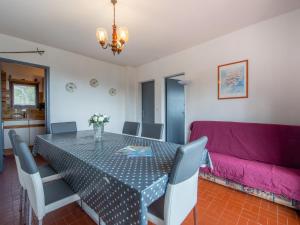 Apartment Les Arbousiers-2 by Interhome
