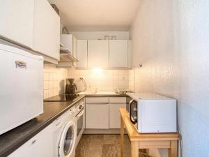 Apartment Le Vieux Port-1 by Interhome