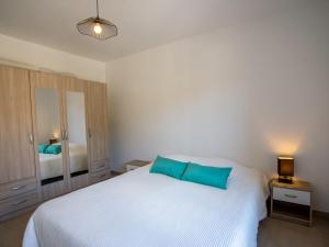 Appartements Apartment Le Clos Jardin-1 by Interhome : photos des chambres