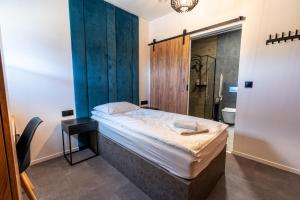 IronResorts Hotel