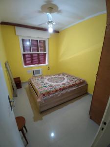 Guarujá, apto a 150 metros da praia - Enseada