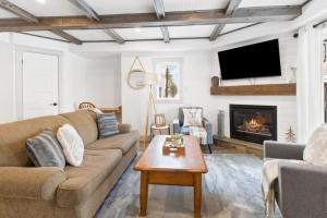 Collingwood Chalet Near Blue Mountain Slopes 39A - 4hvězdičkové hotely ve městě Collingwood