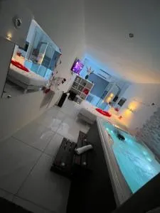 Love room avec spa privatif - 乐罗夫 Love room avec spa privatif - 乐罗夫