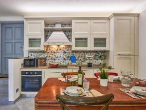 Apartment La tana del pescatore by Interhome