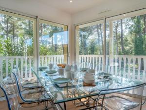 Maisons de vacances Holiday Home Eden Parc by Interhome : photos des chambres