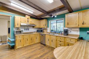 Secluded Port Townsend Retreat Pets Welcome!