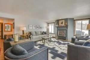 Modern Alma Vacation Rental with Mountain Views! - Como