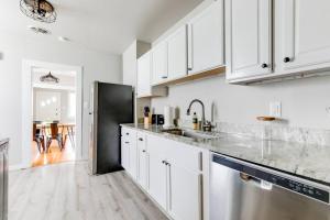 Private Boho Bungalow 10 Minutes to Downtown RVA!