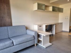 Appartements Studio climatisee dans residence a 5 minutes des plages a pied : photos des chambres