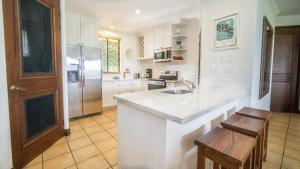 Bougainvillea 3103 Luxury Apartment - Reserva Conchal