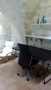 Maisons de vacances Maison Troglodyte en Provence : photos des chambres