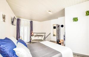 Maisons de vacances 1 Bedroom Stunning Home In Blesta : photos des chambres