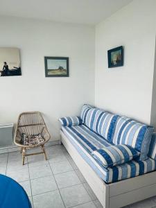 Appartements OCEAN,Studio vue mer sur le Port : photos des chambres