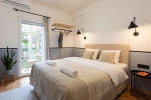 Design 1BDR apartment with balcony