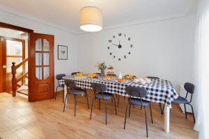 158A Triplex Rinconin con piscina by R2R Consulting