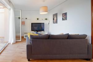 158A Triplex Rinconin con piscina by R2R Consulting