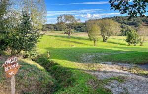 Appartements Awesome Home In Balansun With Outdoor Swimming Pool : photos des chambres