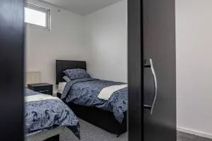 Bright and Spacious Apartments - 伊斯特伍德