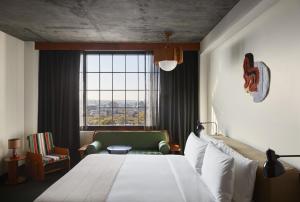 Medium Skyline room in Ace Hotel Brooklyn