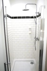 Sejours chez l'habitant Les Chambres Panda : Suite Familiale