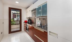 La Medina De Banus, Puerto Banus