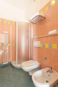 Double Room with Lateral Sea View room in Hotel Palos