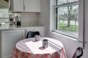 Hillsboro Village Hideaway