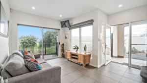 Birubi Beach House Anna Bay Beachfront