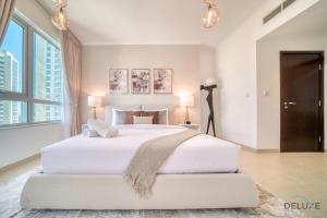 Glamorous 1BR at Residences 5 Downtown Dubai by Deluxe Holiday Homes