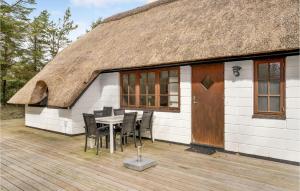 3 Bedroom Beautiful Home In Ringkøbing