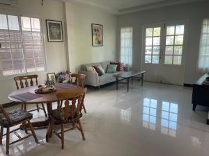 บ้านเสาวภา Baan Saowapa