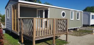 Campings Camping Insolite Le Haut Village : photos des chambres