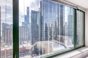 Streeterville Studio w Pool Gym nr Park CHI-581