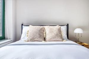 Streeterville Studio w Pool Gym nr Park CHI-581